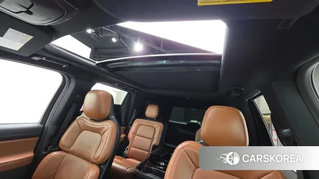 Lincoln Navigator 4th generation 2021 Черный из Кореи, фото 3