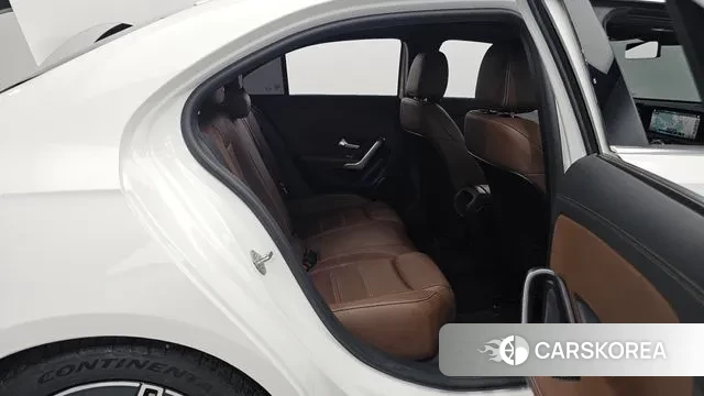 Mercedes-Benz A-Class W177 2020 Белый из Кореи, фото 3