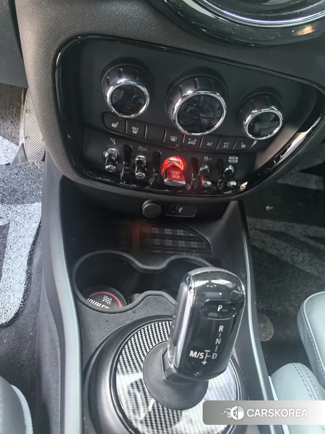 MINI CLUBMAN 2023 Черный из Китая, фото 3