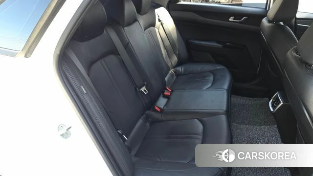 Kia K5 3rd generation 2022 Белый из Кореи, фото 3