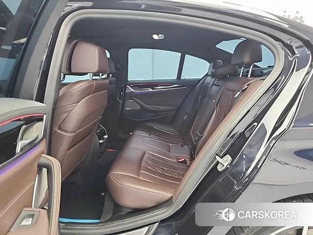 BMW 5 Series (G30) 2021 Черный из Кореи, фото 3