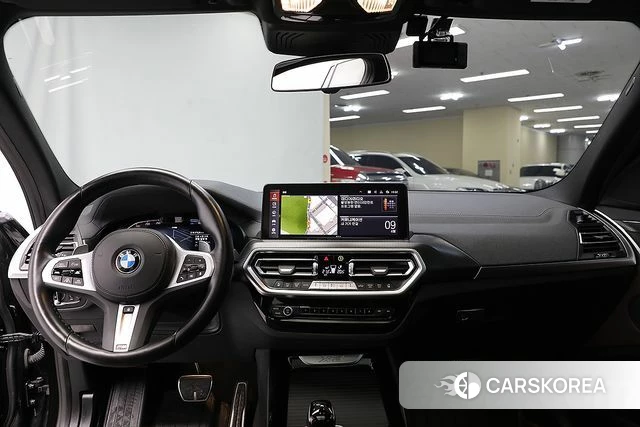 BMW X3 (G01) 2022 Черный из Кореи, фото 3