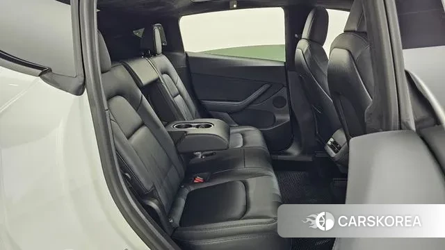 Tesla Model Y 2021 Белый из Кореи, фото 3