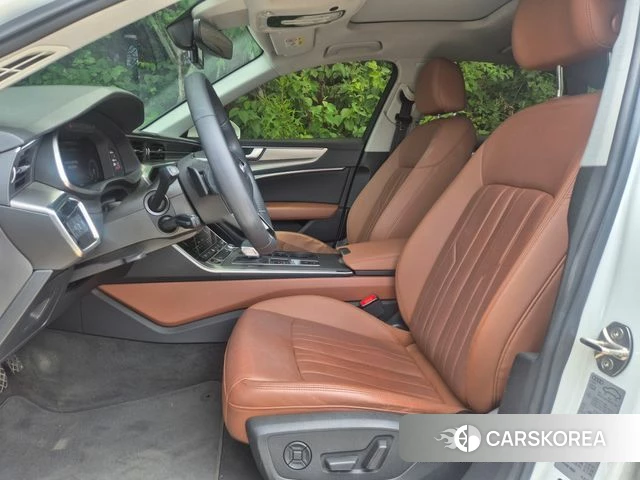 Audi A6 (C8) 2021 Белый из Кореи, фото 3