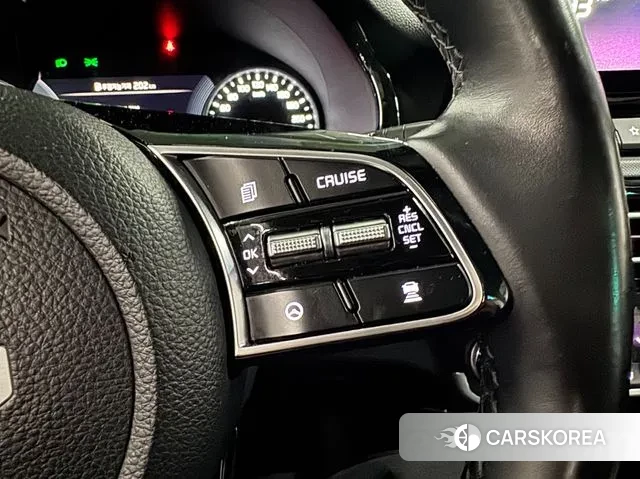 Kia Seltos 2022 Белый из Кореи, фото 3