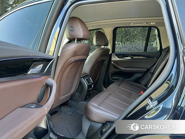 BMW X3 2022 Черный из Китая, фото 3