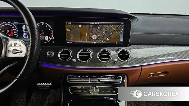 Mercedes-Benz E-Class W213 2019 Белый из Кореи, фото 3