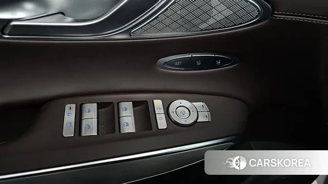 Genesis GV70 2024 Белый из Кореи, фото 3