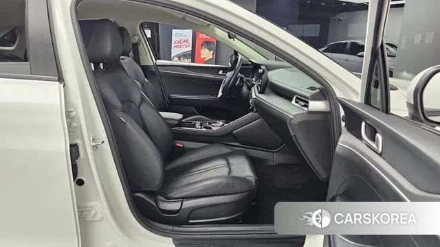 Kia K5 3rd generation 2022 Белый из Кореи, фото 3