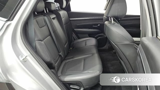 Hyundai Tucson (NX4) 2021 Серебристо-серый из Кореи, фото 3