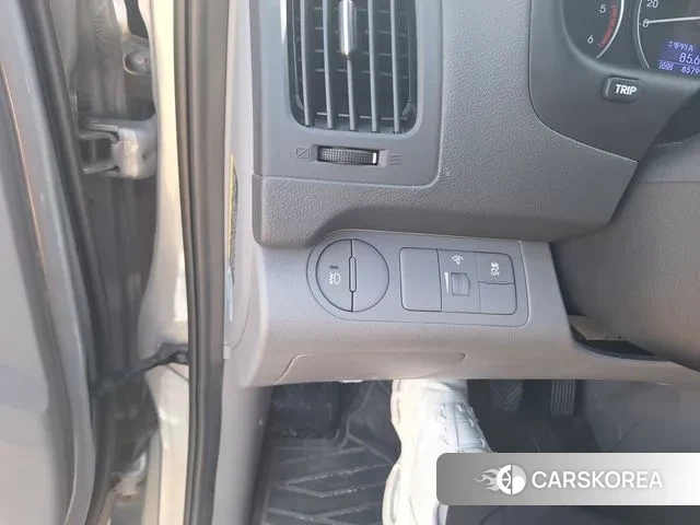 Hyundai The New Grand Starex 2018 Серебряный из Кореи, фото 3