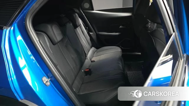 Peugeot 2008 Second generation 2021 Синий из Кореи, фото 3