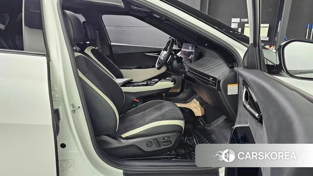 Kia EV6 2022 Белый из Кореи, фото 3