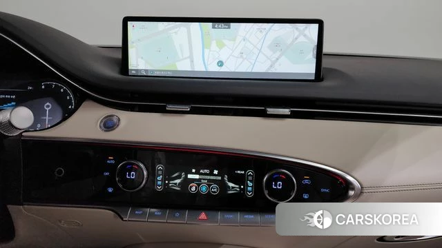 Genesis GV70 2023 Белый из Кореи, фото 3