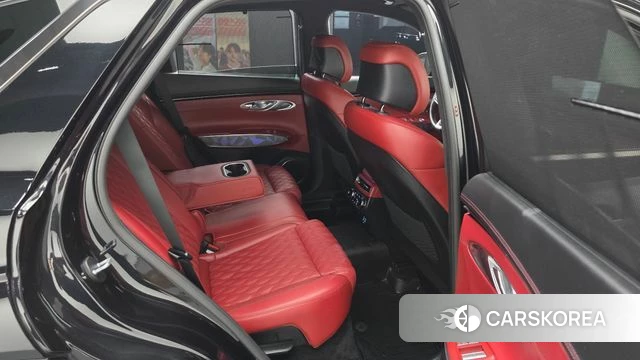 Genesis GV70 2023 Черный из Кореи, фото 3