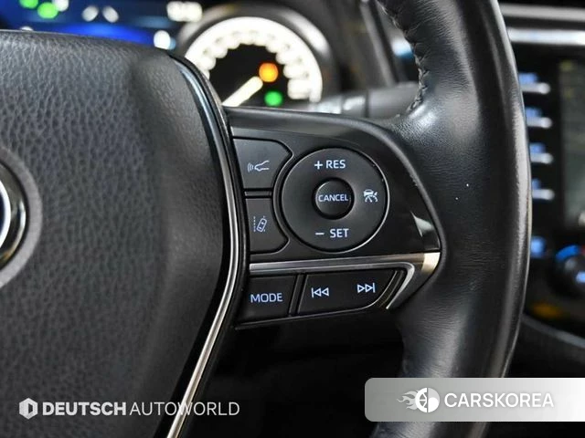 Toyota Camry (XV70) 2018 Белый из Кореи, фото 3