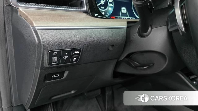 Kia K5 3rd generation 2022 Серебристо-серый из Кореи, фото 3
