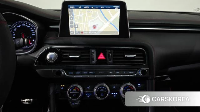 Genesis G70 2018 Белый из Кореи, фото 3
