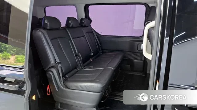 Hyundai Staria 2022 Черный из Кореи, фото 3