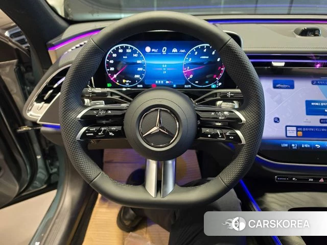 Mercedes-Benz E-Class W214 2025 Синий из Кореи, фото 3