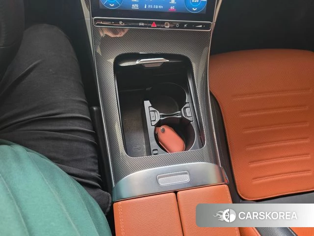 Mercedes-Benz C-Class W206 2022 Белый из Кореи, фото 3