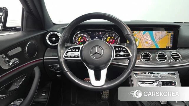 Mercedes-Benz E-Class W213 2019 Белый из Кореи, фото 3
