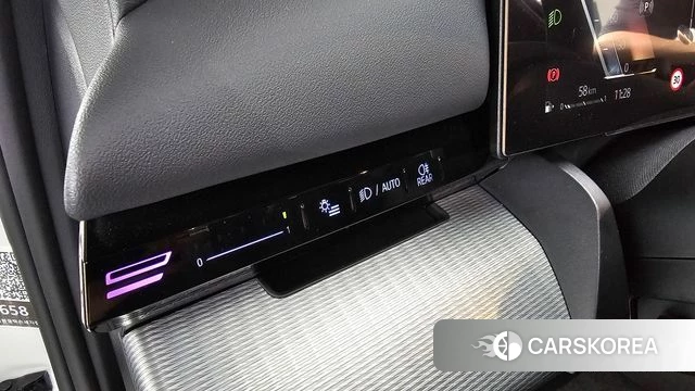 BMW 5 Series (G60) 2024 Белый из Кореи, фото 3