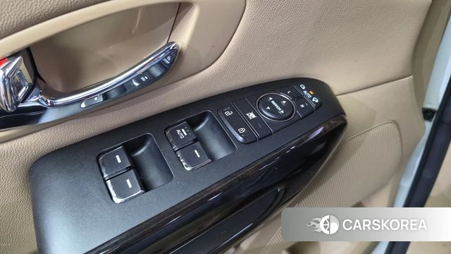Kia The New Carnival 2019 Белый из Кореи, фото 3