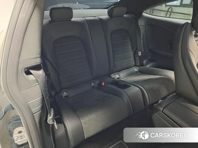 Mercedes-Benz C-Class W205 2023 Черный из Кореи, фото 3