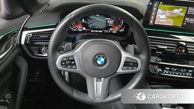 BMW 5 Series (G30) 2022 Черный из Кореи, фото 3