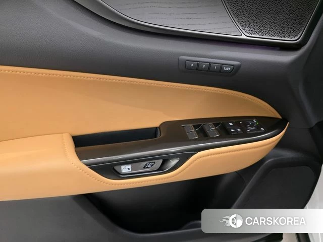 Lexus NX350h Second generation 2023 Белый из Кореи, фото 3