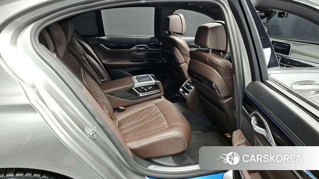 BMW 7 Series (G11) 2021 Серый из Кореи, фото 3