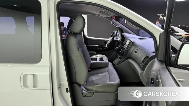 Hyundai The New Grand Starex 2018 Белый из Кореи, фото 3