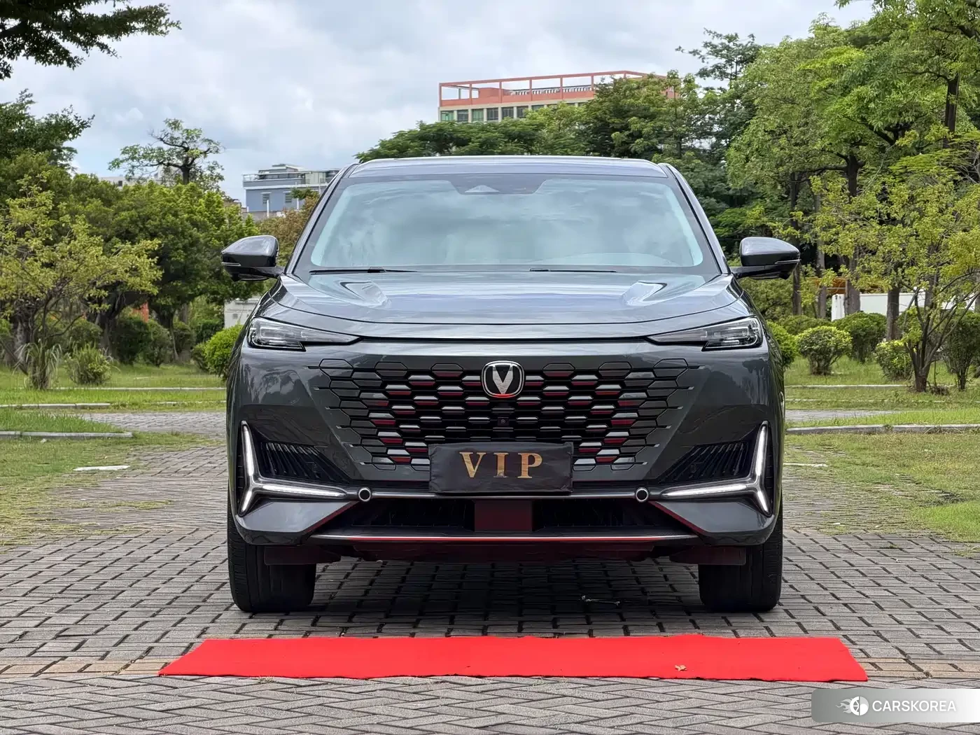 Chang'an Changan UNI-K 2024 Silver/gray из Китая, фото 3