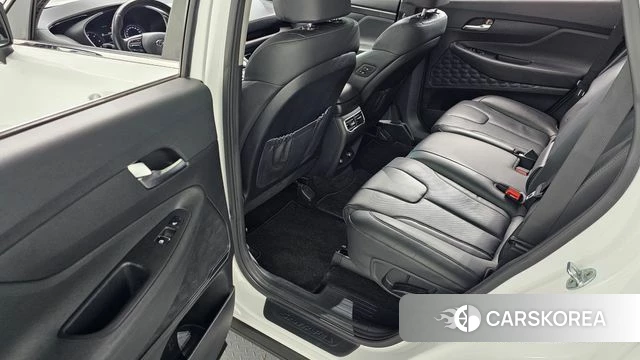 Hyundai The New Santa Fe 2022 Белый из Кореи, фото 3