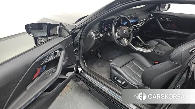 BMW 2 Series (G42) 2023 Черный из Кореи, фото 3