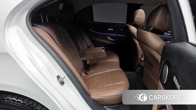 Mercedes-Benz E-Class W213 2020 Белый из Кореи, фото 3