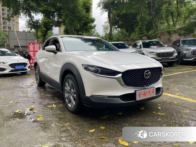 Mazda CX-30 2021 Белый из Китая, фото 3