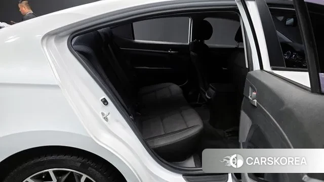 Hyundai The New Avante AD 2019 Белый из Кореи, фото 3