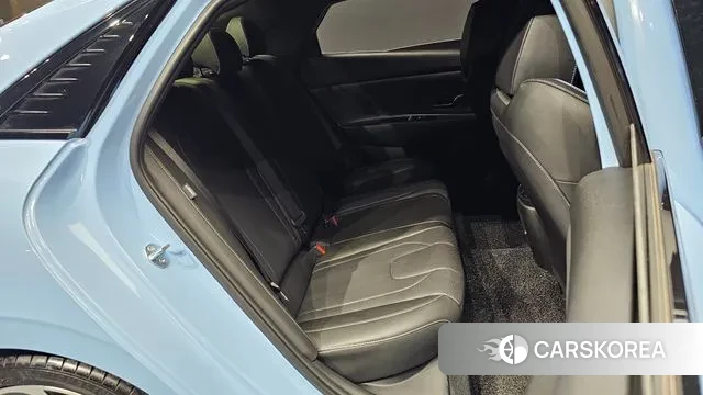 Hyundai The New Avante (CN7) 2024 Небесно-голубой из Кореи, фото 3