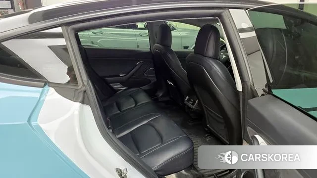 Tesla Model 3 2020 Небесно-голубой из Кореи, фото 3