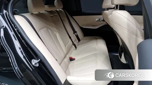 BMW 3 Series (G20) 2023 Черный из Кореи, фото 3