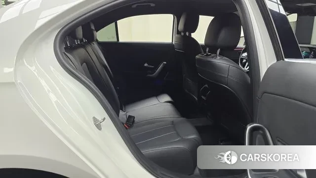 Mercedes-Benz A-Class W177 2021 Белый из Кореи, фото 3