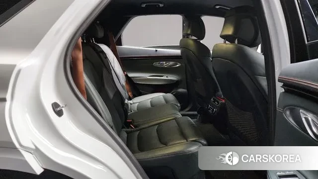 Genesis GV70 2023 Белый из Кореи, фото 3