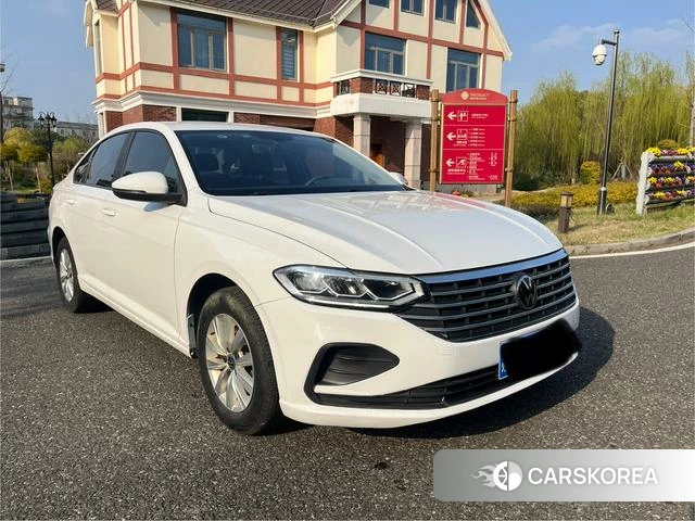 Volkswagen Lavida 2023 Белый из Китая, фото 3