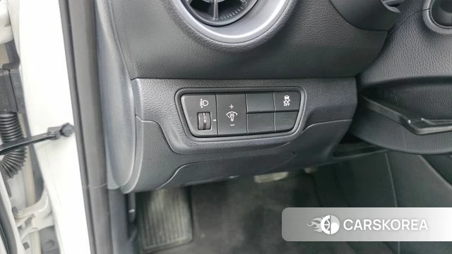 Kia The New K3 2nd generation 2022 Белый из Кореи, фото 3