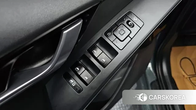 Kia Di Ol Nu Niro 2022 Темно-зеленый из Кореи, фото 3