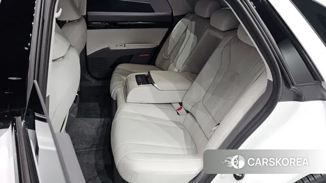 Hyundai Grandeur Hybrid (GN7) 2025 Белый из Кореи, фото 3