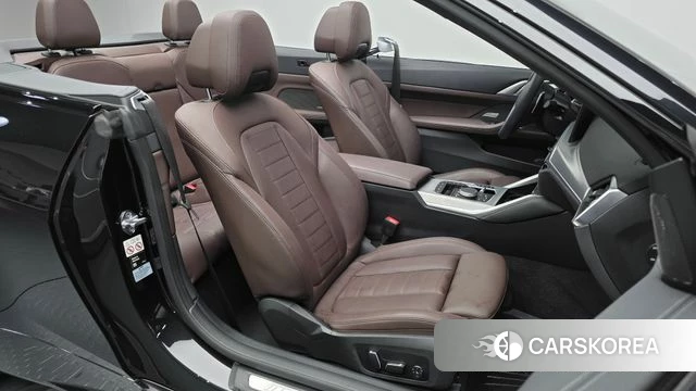 BMW 4 Series (G22) 2024 Черный из Кореи, фото 3