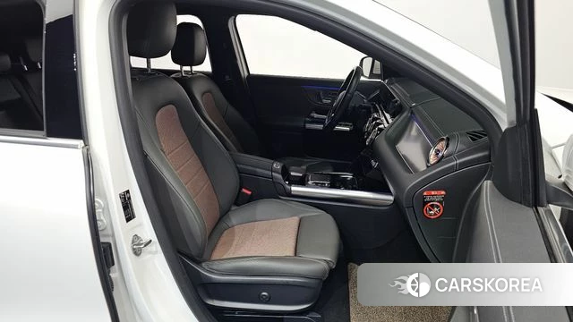 Mercedes-Benz EQA H243 2021 Белый из Кореи, фото 3